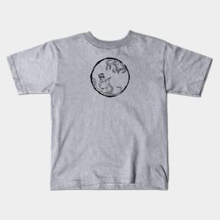 Harpoon vs Tentacles Kids T-Shirt